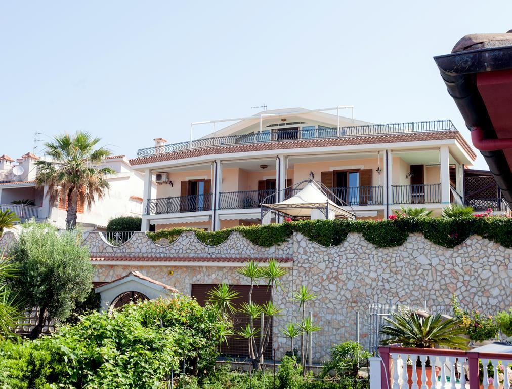 B&B La Suite Del Faro Scalea Extérieur photo