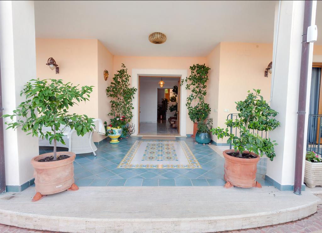 B&B La Suite Del Faro Scalea Extérieur photo