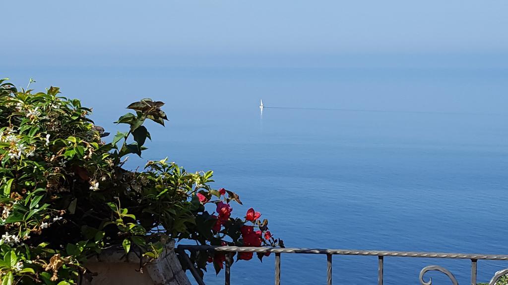 B&B La Suite Del Faro Scalea Extérieur photo
